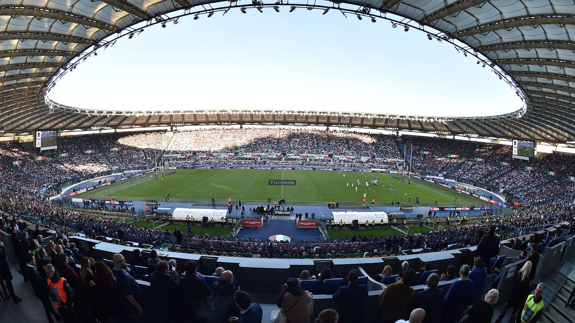 尤其是在比 尤其是在比